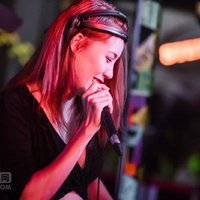 關于可笑的誓言的歌曲dj